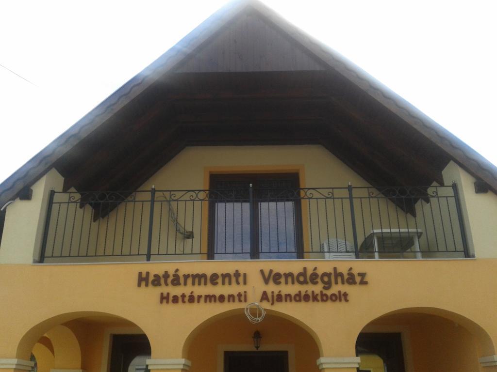 Hatarmenti Vendeghaz Zsira المظهر الخارجي الصورة